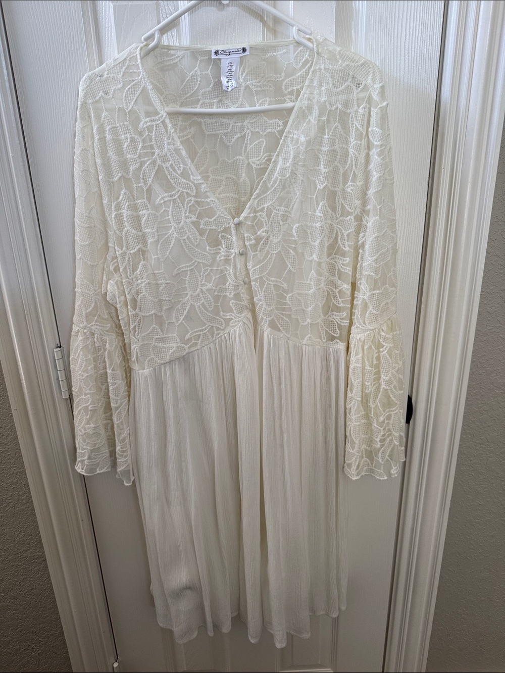 Shyanne Cream Lace Long Sleeve Boho Dress
